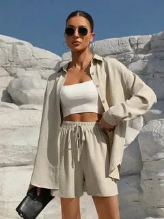 WOMEN'S CLOTHING